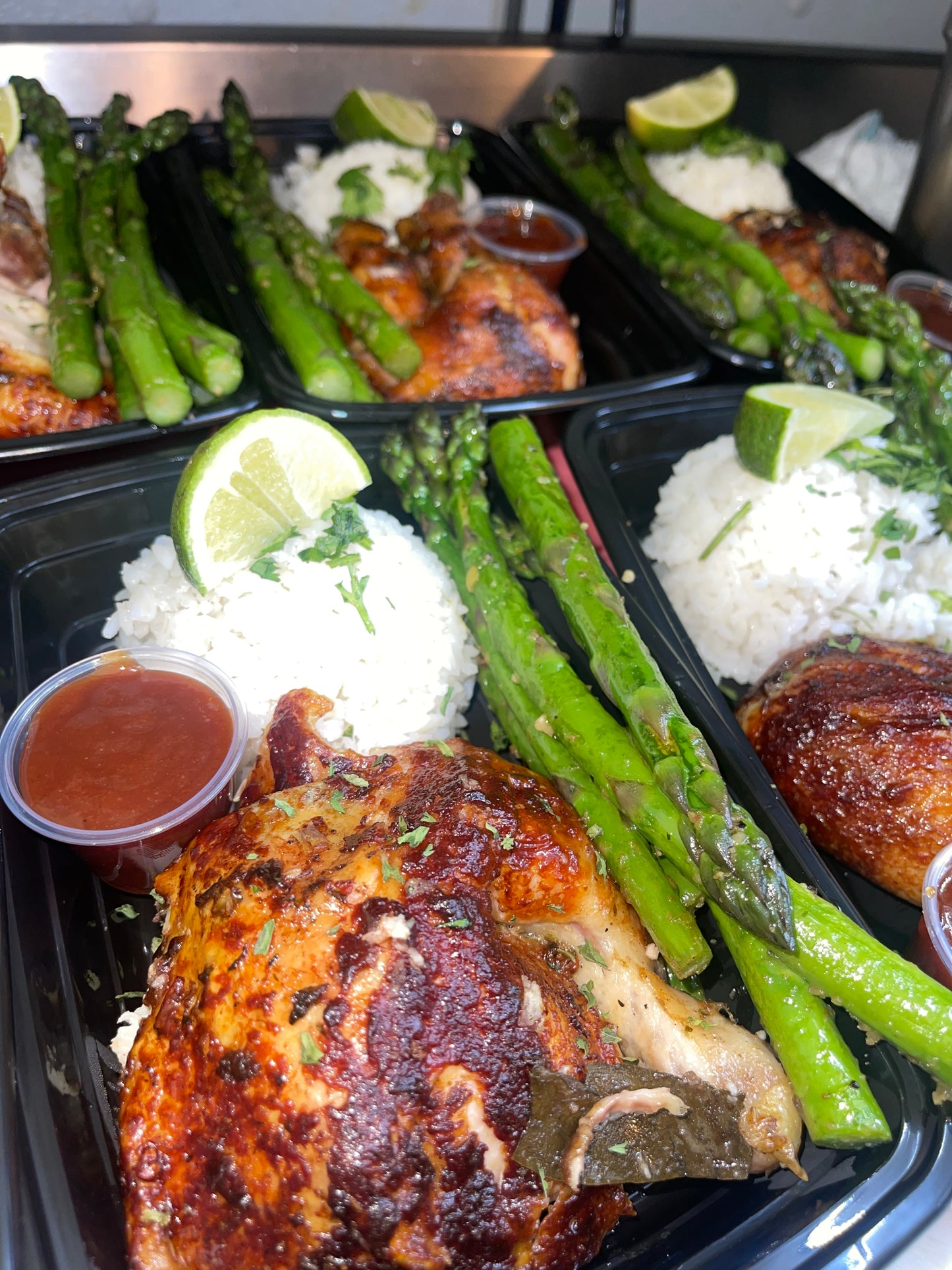 Low Cal Bundle Package (5-7 Pre-Selected Meals from the Weekly Menu)